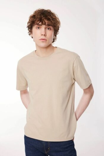 تیشرت مردانه لیوایز Levi’s با کد A9437-0002 تیشرت مردانه لیوایز Levi's با کد A9437-0002